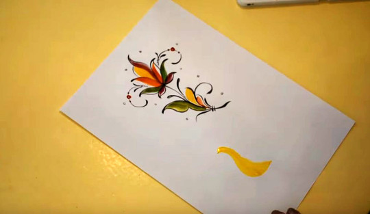 Осваиваем устюжскую роспись – рисуем диковинный цветок и сказочную птичку с Еленой Копыловой